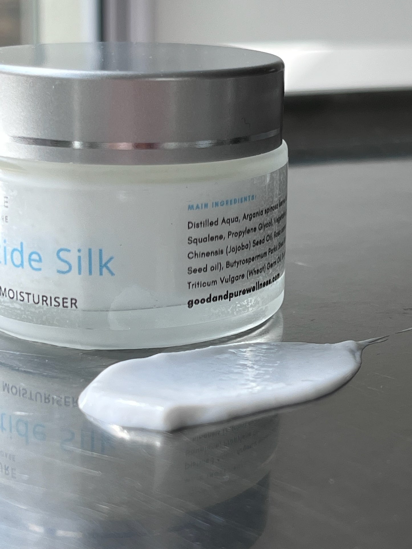 Hydra Peptide Silk